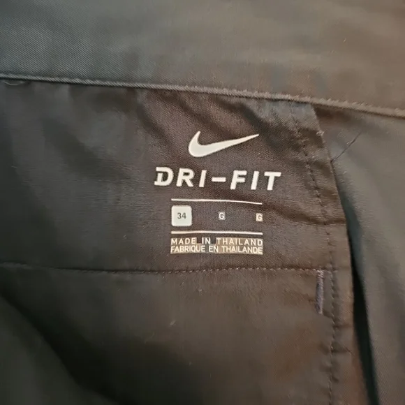 Nike Dri Fit Men's Golf Shorts Black Embroidered Swoosh 34" - Picture 4 of 5